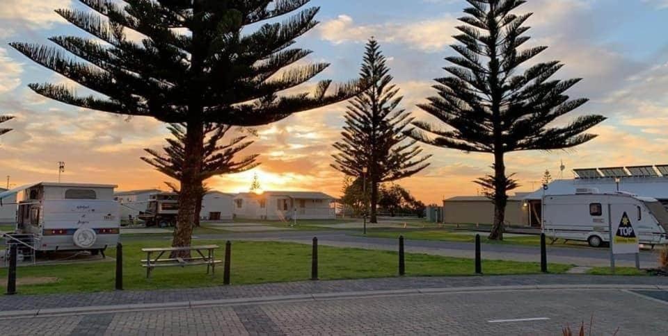 Christies Beach Tourist Park Exterior foto